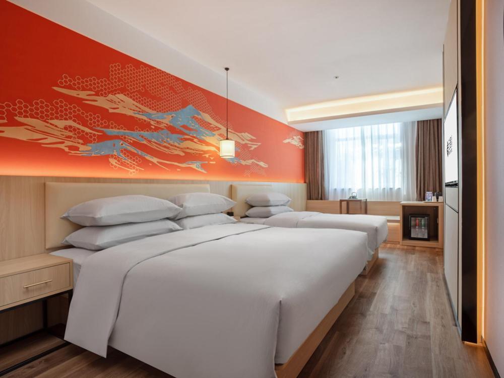 Yunju Hotel Beijing Yonghe Palace Guijie Siheyuan Bagian luar foto
