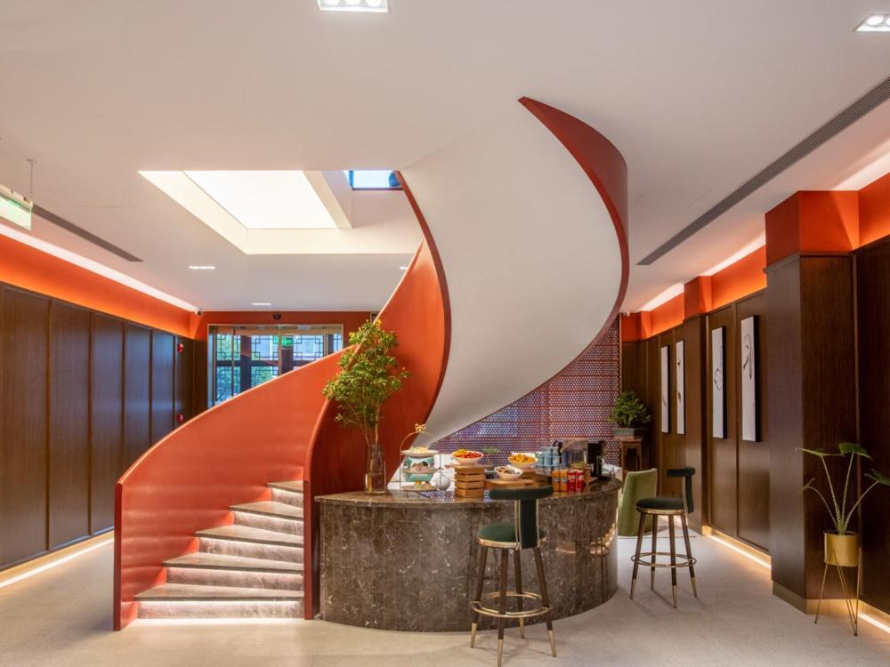 Yunju Hotel Beijing Yonghe Palace Guijie Siheyuan Bagian luar foto